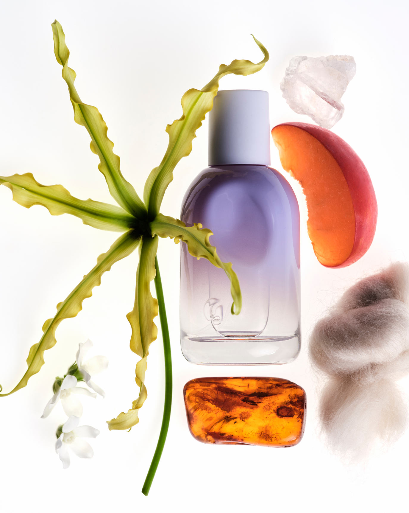 日本未発売　glossier you 新品　香水 50ml フレグランス glossier-fleur-50ml-launch-