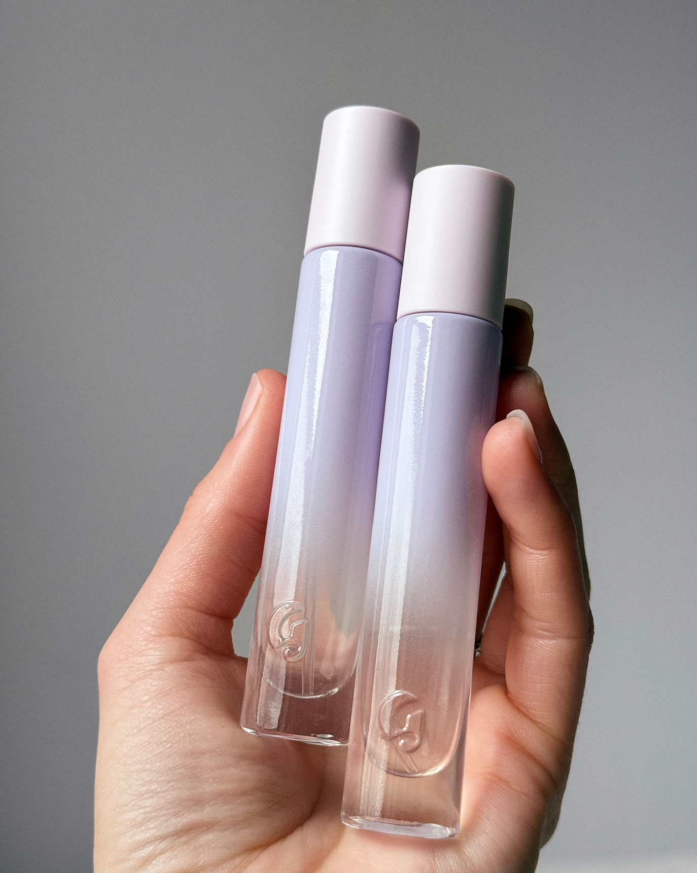 glossier-fleur-8ml-carousel-03